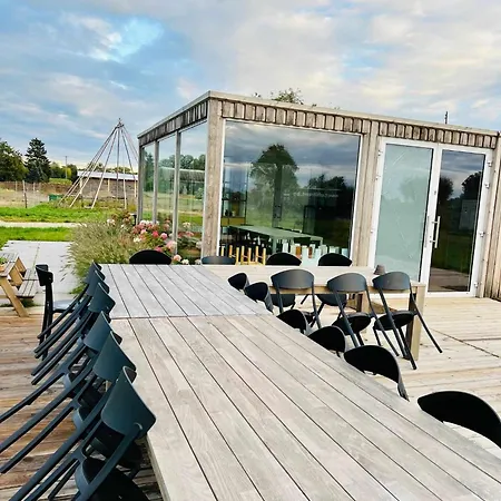 Tiny House Wolne Emocje Oborki